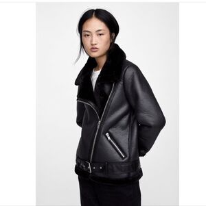 Zara Womens Faux Leather/Fur Biker Jacket